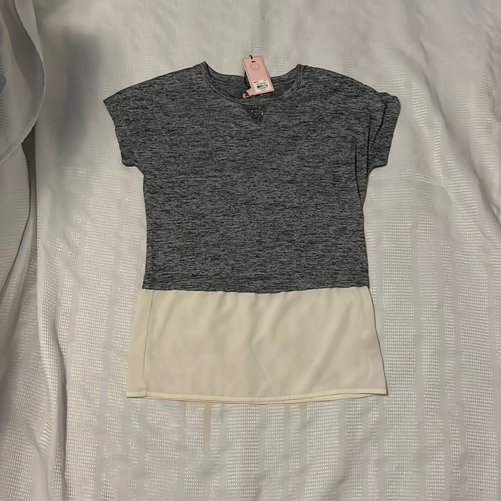 Juicy Couture Gray Heather Short sleeve embellished S/s ruffle trim top